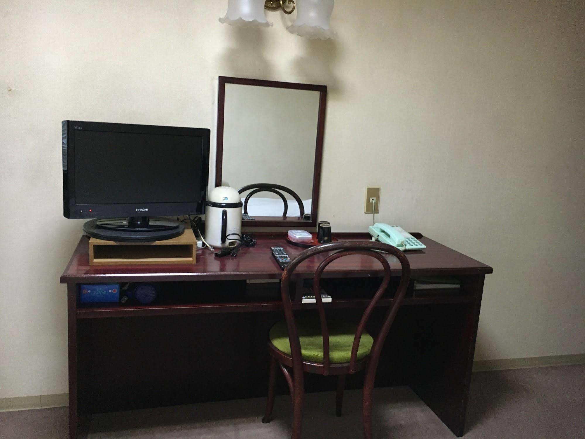 Aoi Business Hotel Фукуяма Екстериор снимка