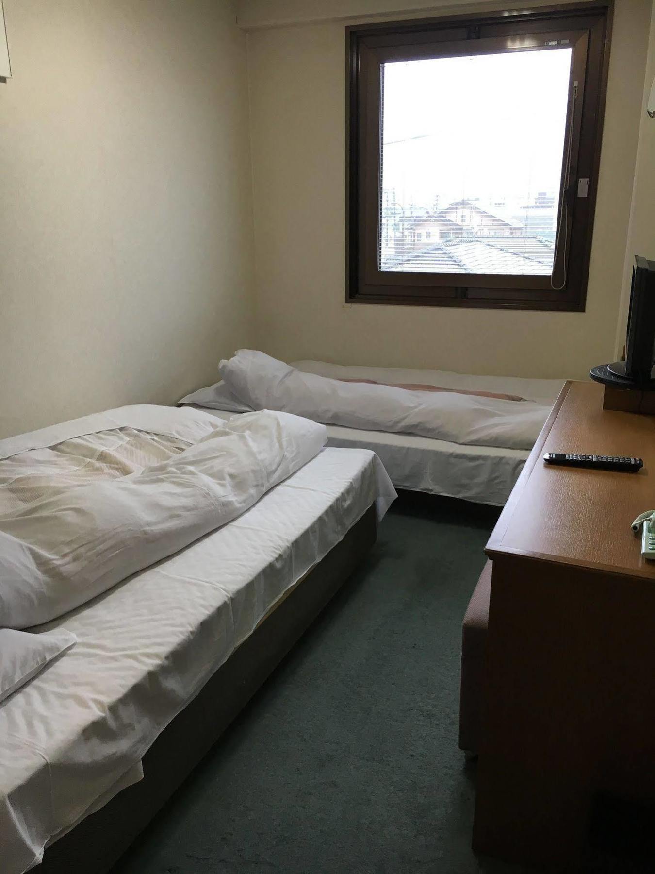Aoi Business Hotel Фукуяма Екстериор снимка